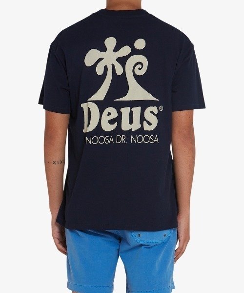DEUS EX MACHINA(デウスエクスマキナ)の「WOBBLES TEE(Tシャツ/カットソー・メンズ・ネイビー・SMALL/MEDIUM/LARGE)」の1枚目の写真