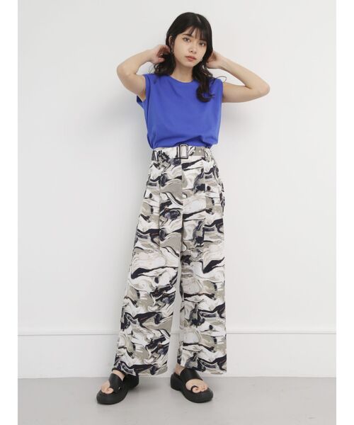 MURUA（ムルーア）の「【WEB限定】インクプリントタックワイドパンツ（スラックス・レディース・グリーン/ネイビー・FREE）」の19枚目の写真