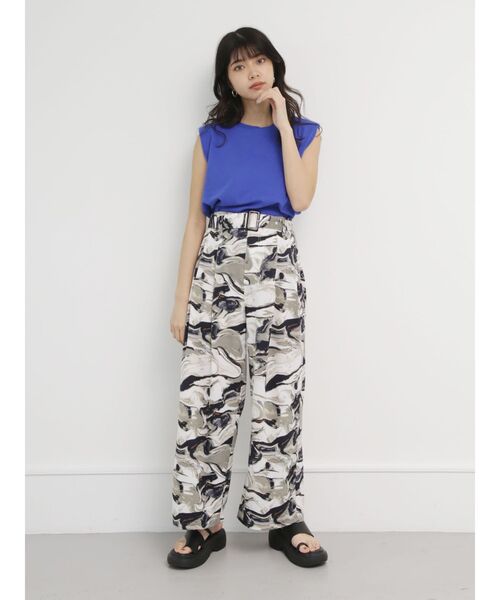 MURUA（ムルーア）の「【WEB限定】インクプリントタックワイドパンツ（スラックス・レディース・グリーン/ネイビー・FREE）」の20枚目の写真