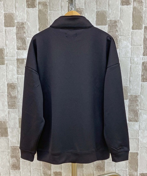 TopIsm(トップイズム)の「TECHダンボール素材 無地 ハーフZIPスウェット(スウェット・メンズ・ブルーグリーン/ブラック/ライトグレー/モカ・M/L)」の6枚目の写真