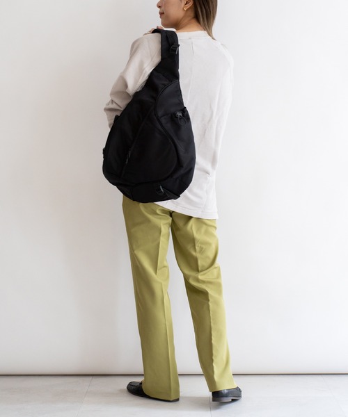 【セール】2way スリングバッグ（ボディバッグ/ウエストポーチ）｜VitaFelice（ヴィータフェリーチェ）