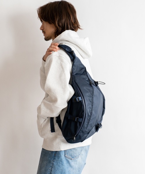 【セール】2way スリングバッグ（ボディバッグ/ウエストポーチ）｜VitaFelice（ヴィータフェリーチェ）