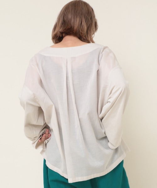 RNA-N（アールエヌエーエヌ）の「M2043 カットソースリーブシャツカーデ（カーディガン/ボレロ・レディース・ライトグレー/ブラック/ブルー・MEDIUM）」の11枚目の写真