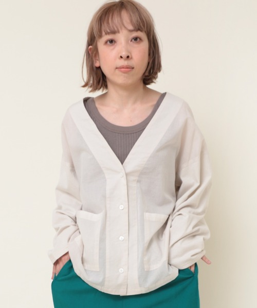 RNA-N（アールエヌエーエヌ）の「M2043 カットソースリーブシャツカーデ（カーディガン/ボレロ・レディース・ライトグレー/ブラック/ブルー・MEDIUM）」の21枚目の写真