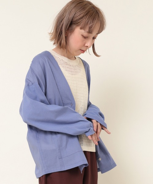 RNA-N（アールエヌエーエヌ）の「M2043 カットソースリーブシャツカーデ（カーディガン/ボレロ・レディース・ライトグレー/ブラック/ブルー・MEDIUM）」の14枚目の写真