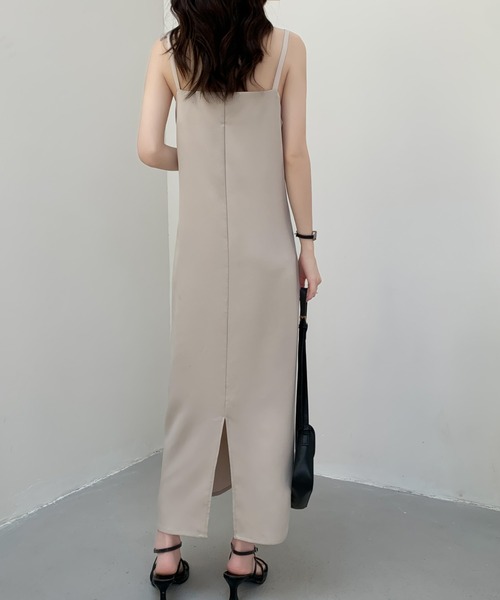 ABITOKYO(アビトーキョー)の「キーネックベスト&キャミソールワンピース2点セットアップ(ワンピース・レディース・ベージュ/ブルー/ブラック/グレー/グリーン/ライトブルー/ダークベージュ・M/L)」の14枚目の写真
