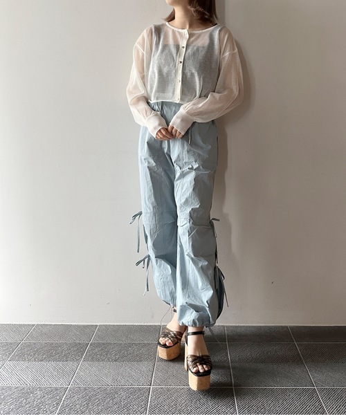 one way(ワンウェイ)の「ショートシアーニット2wayカーデ(カーディガン/ボレロ・レディース・ライトイエロー/ライトピンク/ホワイト/ブラック・FREE)」の7枚目の写真