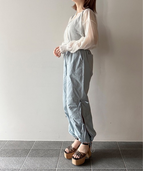 one way(ワンウェイ)の「ショートシアーニット2wayカーデ(カーディガン/ボレロ・レディース・ライトイエロー/ライトピンク/ホワイト/ブラック・FREE)」の9枚目の写真