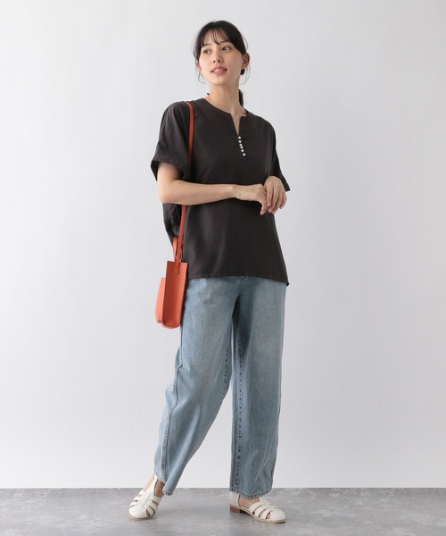 GLOBAL WORK（グローバルワーク）の「防シワサラサラパールブラウス/177499（シャツ/ブラウス・レディース・グレイッシュベージュ/グリーン系その他/スミクロ・FREE）」の4枚目の写真