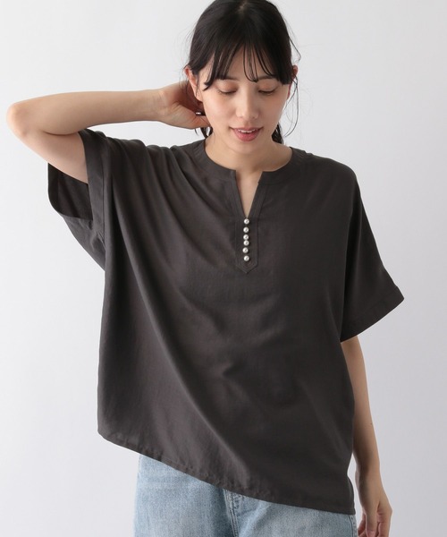GLOBAL WORK（グローバルワーク）の「防シワサラサラパールブラウス/177499（シャツ/ブラウス・レディース・グレイッシュベージュ/グリーン系その他/スミクロ・FREE）」の7枚目の写真