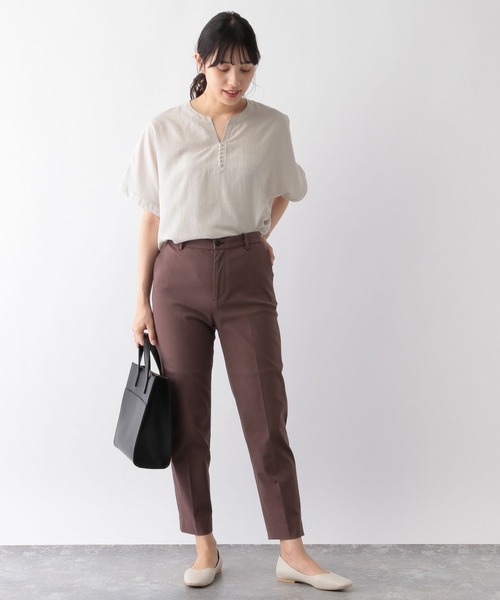 GLOBAL WORK（グローバルワーク）の「防シワサラサラパールブラウス/177499（シャツ/ブラウス・レディース・グレイッシュベージュ/グリーン系その他/スミクロ・FREE）」の12枚目の写真