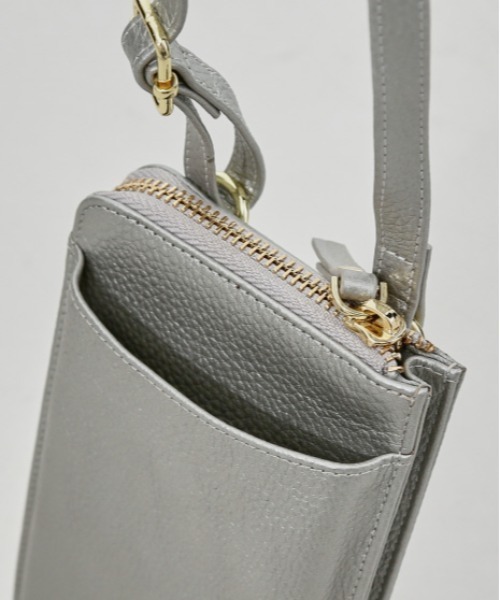 LOWELL things（ロウェル　シングス）の「SOEUR/レザーポシェットスマホミニショルダー（トートバッグ・レディース・シルバー/グレー/ブラック・フリー）」の5枚目の写真