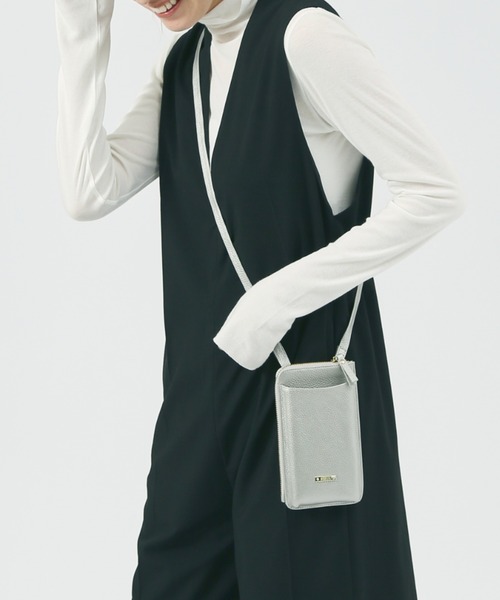 LOWELL things（ロウェル　シングス）の「SOEUR/レザーポシェットスマホミニショルダー（トートバッグ・レディース・シルバー/グレー/ブラック・フリー）」の19枚目の写真