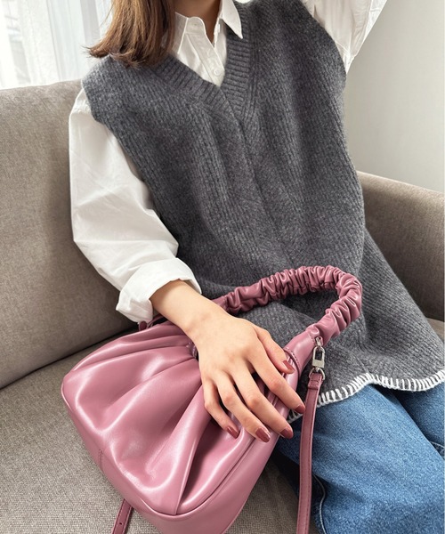 Olu.(オルドット)の「2wayフェイクレザーホーボーバッグ(ショルダーバッグ・レディース・ブラウン系その他/ピンク・FREE)」の2枚目の写真