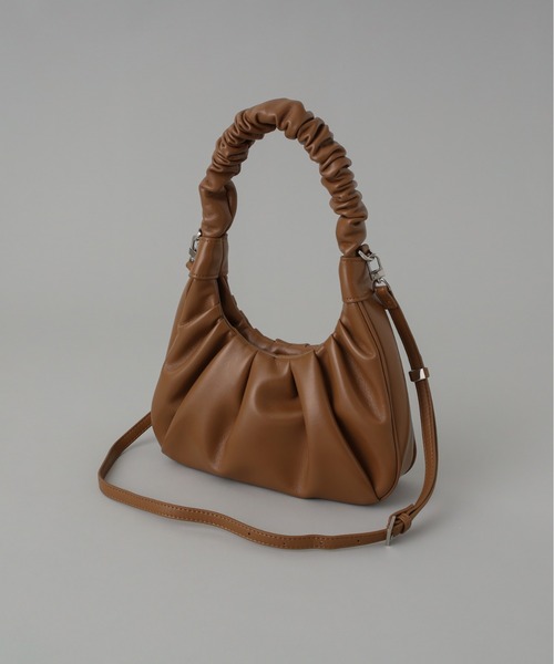 Olu.(オルドット)の「2wayフェイクレザーホーボーバッグ(ショルダーバッグ・レディース・ブラウン系その他/ピンク・FREE)」の16枚目の写真