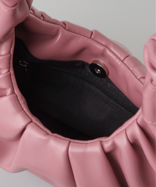 Olu.(オルドット)の「2wayフェイクレザーホーボーバッグ(ショルダーバッグ・レディース・ブラウン系その他/ピンク・FREE)」の15枚目の写真