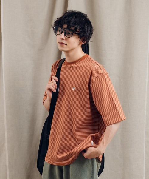 MUHET(ミュエータ)の「ロゴ刺繍Tシャツ(Tシャツ/カットソー・レディース・オレンジ系その他/ブルー/オフホワイト/ブラック・MEDIUM/X-LARGE)」の13枚目の写真