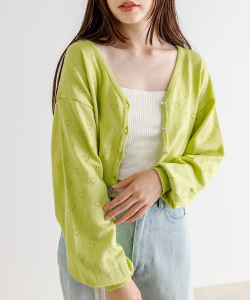 OLIVE des OLIVE（オリーブデオリーブ）の「Aimerianejoieハート透かしカーディガン　1031180190（カーディガン/ボレロ・レディース・オフホワイト/ライム/ピンク/ブラック/ラベンダー/サックスブルー・FREE）」の4枚目の写真