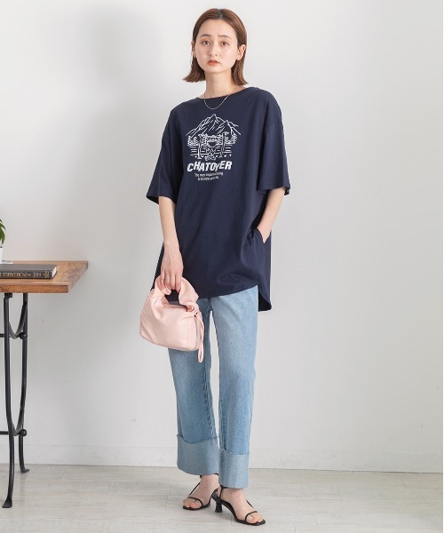 ad thie（アドティエ）の「裾ラウンド・オーバーサイズ キャンプモチーフ ロゴTシャツ（Tシャツ/カットソー・レディース・アイボリー/ピンクベージュ/ネイビー/ミント/オフホワイト/ブラック・FREE）」の20枚目の写真