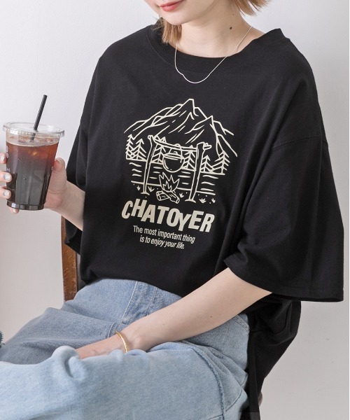 ad thie（アドティエ）の「裾ラウンド・オーバーサイズ キャンプモチーフ ロゴTシャツ（Tシャツ/カットソー・レディース・アイボリー/ピンクベージュ/ネイビー/ミント/オフホワイト/ブラック・FREE）」の10枚目の写真