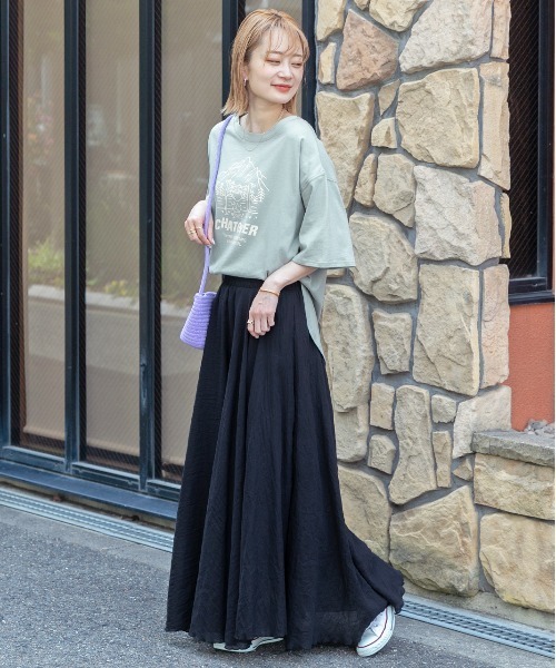 ad thie（アドティエ）の「裾ラウンド・オーバーサイズ キャンプモチーフ ロゴTシャツ（Tシャツ/カットソー・レディース・アイボリー/ピンクベージュ/ネイビー/ミント/オフホワイト/ブラック・FREE）」の17枚目の写真