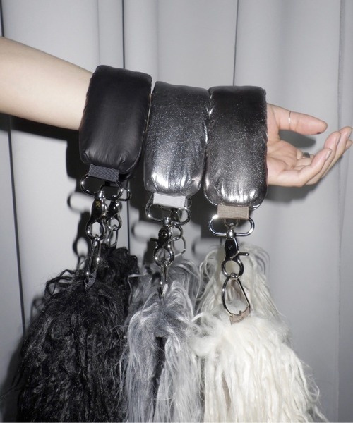 グレー ファー　musubore ムスボレ　手袋　バック く日はお得♪ musubore（ムスボレ）の「fur bag? gloves