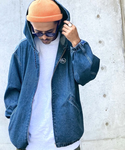 セール】《Javaジャバコラボ》ルーズなサイジングでラフな着こなしを