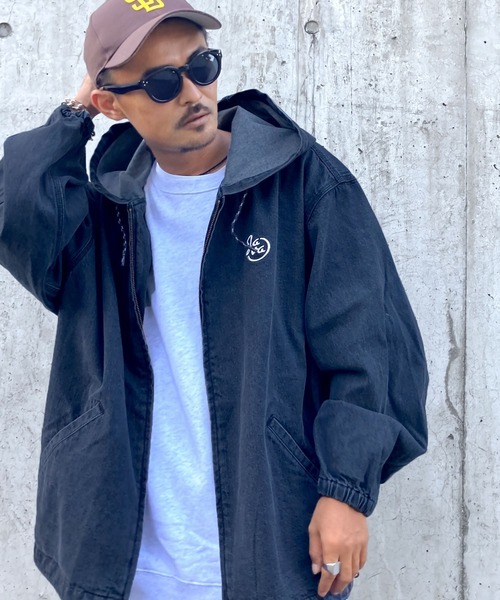 セール】《Javaジャバコラボ》ルーズなサイジングでラフな着こなしを