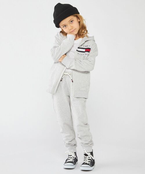 TOMMY HILFIGER(トミーヒルフィガー)の「BOYS リブインサートジップスルーパーカー(パーカー・キッズ・ネイビー/グレー・80cm/90cm/110cm/120cm/100cm)」の16枚目の写真