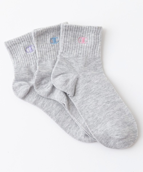 Champion(チャンピオン)の「【CHAMPION/チャンピオン】Wクォーターソックス 3P CWSCY203 靴下 3足組 ノンパイル ワンポイントロゴ刺繍(ソックス/靴下・レディース・ブラック/ベージュ/ホワイト/グレー/パープル/スミクロ/オフホワイト・SMALL)」の5枚目の写真