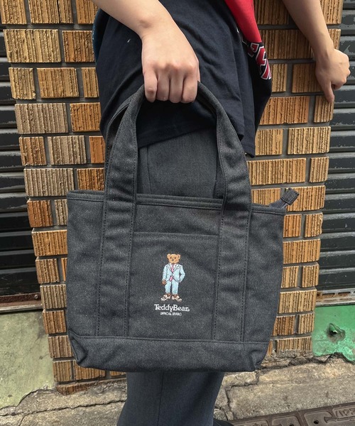THE BAREFOOT(ベアフット)の「テディベア 刺繍 ミニトートバッグ A5サイズ収納可能 ACR 931000(トートバッグ・レディース・アイボリー/ブラック/カーキ・FREE)」の16枚目の写真