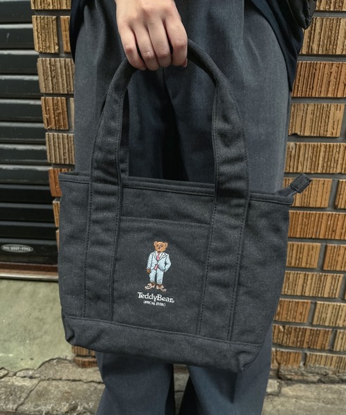THE BAREFOOT(ベアフット)の「テディベア 刺繍 ミニトートバッグ A5サイズ収納可能 ACR 931000(トートバッグ・レディース・アイボリー/ブラック/カーキ・FREE)」の15枚目の写真