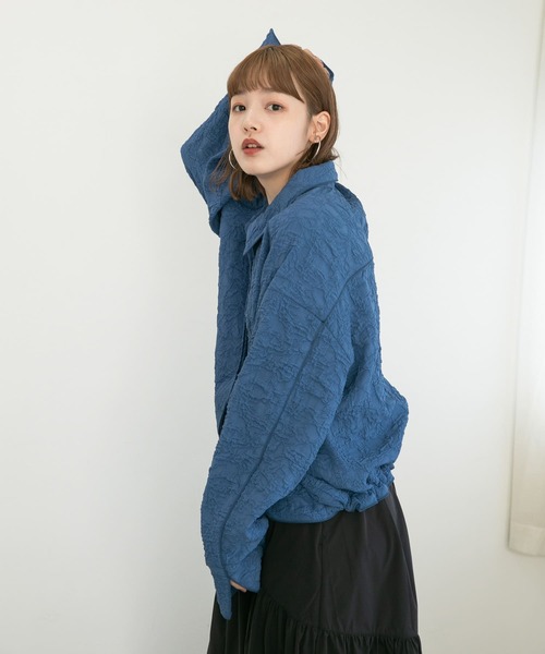 KBF(ケイビーエフ)の「パイピングジャガードシャツ(シャツ/ブラウス・レディース・ブラック/オフホワイト/ブルー・ONE)」の15枚目の写真