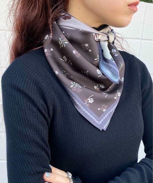 Casselini（キャセリーニ）の「Casselini(キャセリーニ)マルチパターンスカーフ（ストール/ショール・レディース・レッド/ブルー/チャコール・FREE）」の14枚目の写真