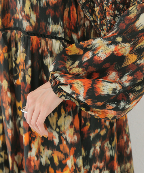 セール】TROUILLETマルチフラワープリントワンピース（ワンピース