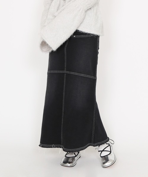 PUNYUS(プニュズ)の「デザインデニムロングスカート(デニムスカート・レディース・ブラック・1/3/4/2)」の19枚目の写真