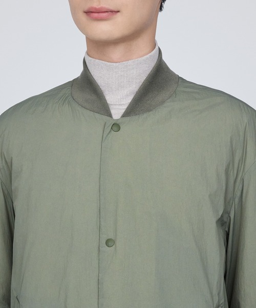 無印良品（ムジルシリョウヒン）の「洗える中わたリブ付きブルゾン（ブルゾン・メンズ・ブラック/スモーキーグリーン系・S/M/L/XL）」の15枚目の写真