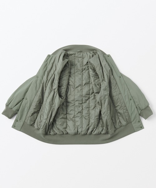 無印良品（ムジルシリョウヒン）の「洗える中わたリブ付きブルゾン（ブルゾン・メンズ・ブラック/スモーキーグリーン系・S/M/L/XL）」の18枚目の写真