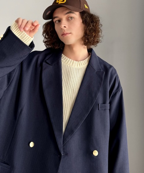 【新品未使用】完売品 ESTROISLOSEのオーバーサイズジャケット セール】シーンレスに活躍。オーバーサイズダブルジャケット