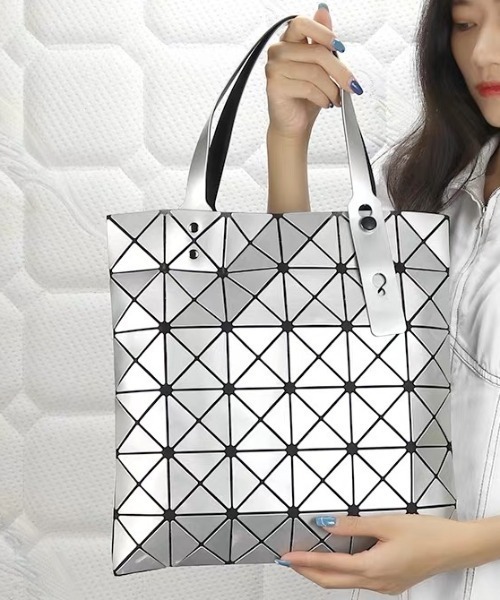 Chick（チック）の「Geometric tote bag/ジオメトリック トートバッグ 幾何学（トートバッグ・レディース・ブラック/シルバー/ホワイト・ONE SIZE）」の9枚目の写真