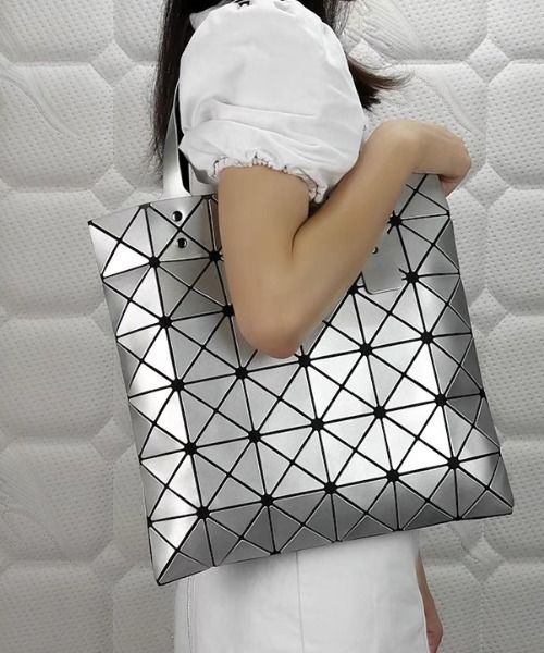 Chick（チック）の「Geometric tote bag/ジオメトリック トートバッグ 幾何学（トートバッグ・レディース・ブラック/シルバー/ホワイト・ONE SIZE）」の12枚目の写真