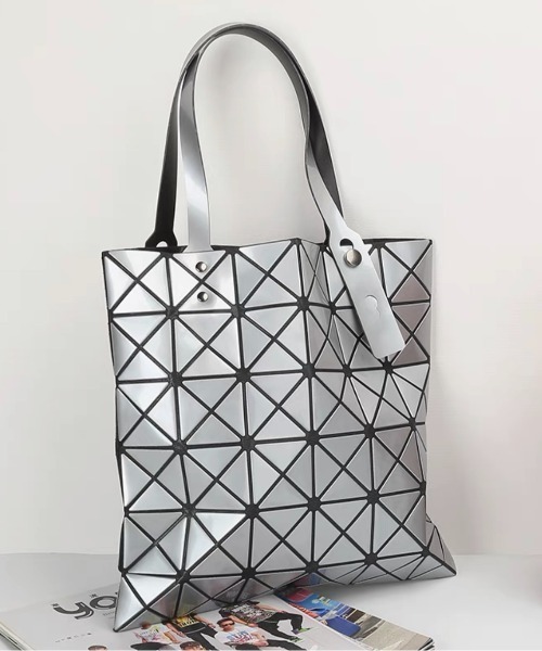 Chick（チック）の「Geometric tote bag/ジオメトリック トートバッグ 幾何学（トートバッグ・レディース・ブラック/シルバー/ホワイト・ONE SIZE）」の7枚目の写真