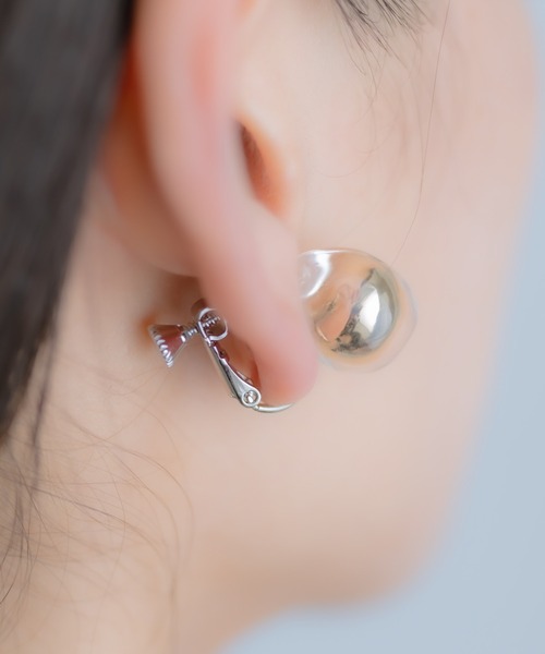 ear PAPILLONNER（イアパピヨネ）の「《WEB限定》ボールインクリアイヤリング（イヤリング・レディース・ゴールド/シルバー・FREE）」の13枚目の写真