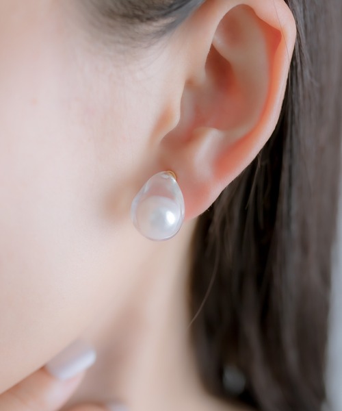 ear PAPILLONNER（イアパピヨネ）の「《WEB限定》ボールインクリアイヤリング（イヤリング・レディース・ゴールド/シルバー・FREE）」の5枚目の写真