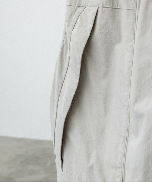 WYM LIDNM(ウィム バイ リドム)の「UTILITY TECH VEST(ベスト・メンズ・ライトグレー/ブラック/グレー系・M/S/L)」の15枚目の写真