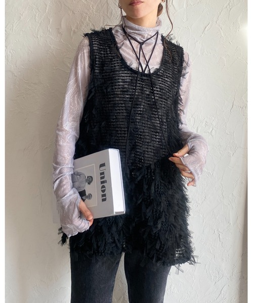 sysorus フード付きベージュフリルベスト セール】チュールフリンジジャガードチョーカーVネックロング丈