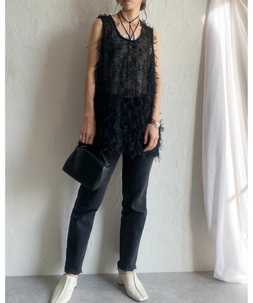 She's Closet(シーズクローゼット)の「チュールフリンジジャガードチョーカーVネックロング丈ベスト(ベスト・レディース・オフホワイト/アイボリー/ブラック・FREE)」の22枚目の写真