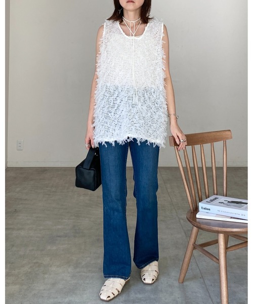 She's Closet(シーズクローゼット)の「チュールフリンジジャガードチョーカーVネックロング丈ベスト(ベスト・レディース・オフホワイト/アイボリー/ブラック・FREE)」の14枚目の写真