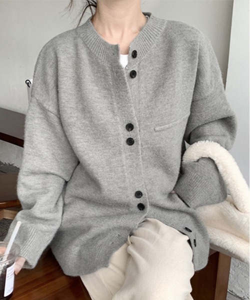 kirakiraShop(キラキラショップ)の「ビッグ シルエット ボタン カーディガン(ニット/セーター・レディース・ネイビー/グレー/マスタード・FREE)」の2枚目の写真