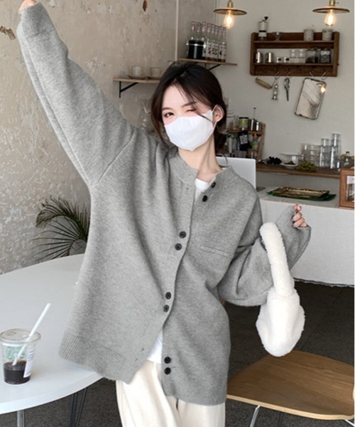 kirakiraShop(キラキラショップ)の「ビッグ シルエット ボタン カーディガン(ニット/セーター・レディース・ネイビー/グレー/マスタード・FREE)」の6枚目の写真